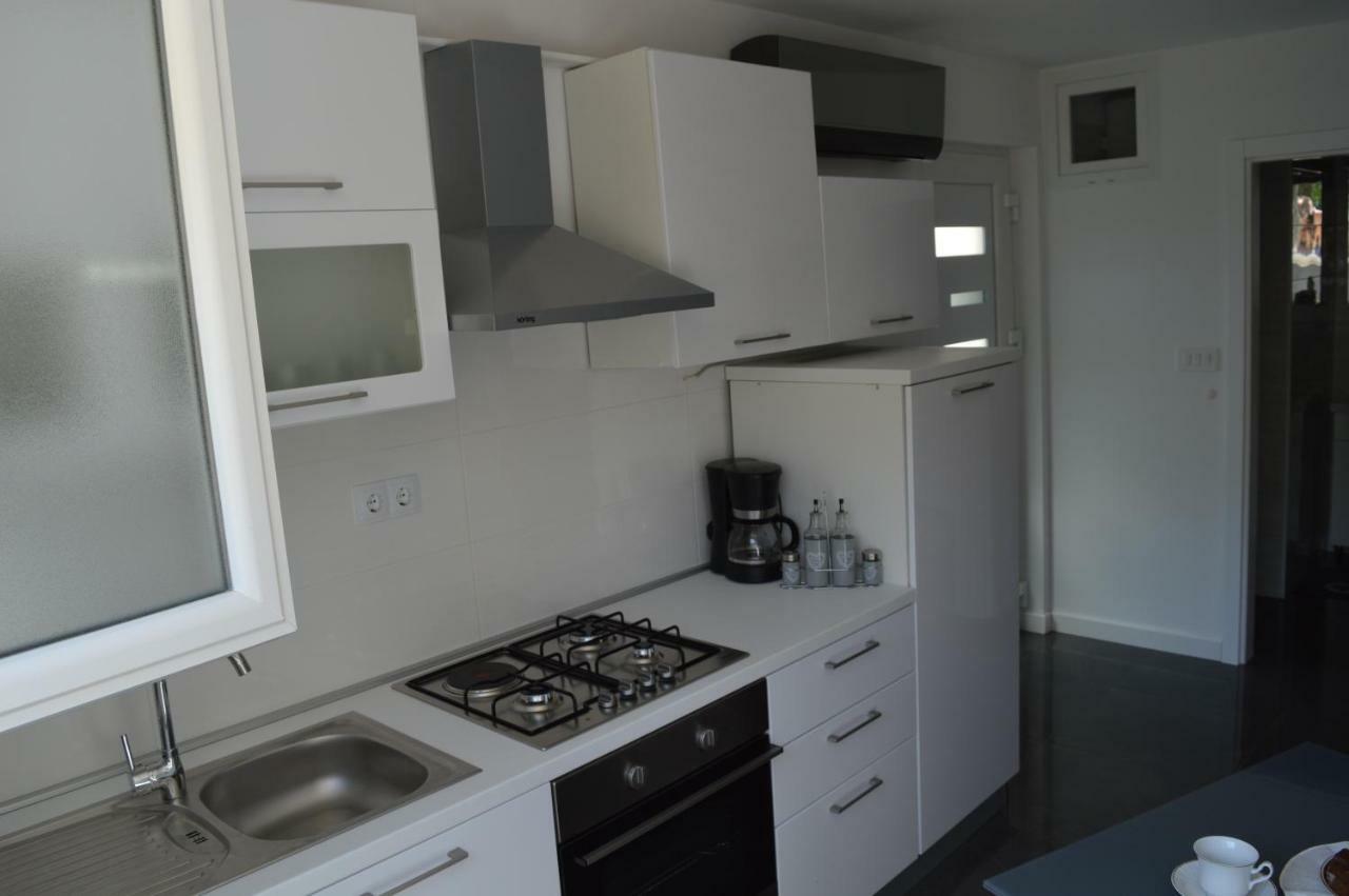 Apartman Talija Kali Zewnętrze zdjęcie